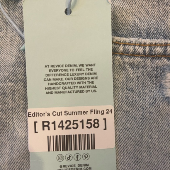 Revice Editors Cut Summer Fling Jean Shorts. Size- 24. Brand new. - Picture 7 of 8